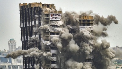 Demolition of Supertech's twin towers in Noida, Sunday, (PTI) Demolition of Supertech's twin towers in Noida, Sunday, (PTI)