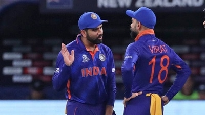 Rohit Sharma (L) and Virat Kohli Rohit Sharma (L) and Virat Kohli