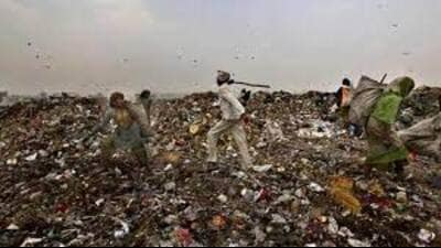 During the inspection of the landfill site on July 15, divisional commissioner Roshan Jacob had given the company 15 days to start operating the plant at its full capacity. But the company now claims that it can do it by September. (HT PHOTO/FOR REPRESENTATION) During the inspection of the landfill site on July 15, divisional commissioner Roshan Jacob had given the company 15 days to start operating the plant at its full capacity. But the company now claims that it can do it by September. (HT PHOTO/FOR REPRESENTATION)