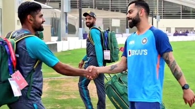 Babar Azam and Virat Kohli's brief meeting (BCCI Screengrab) Babar Azam and Virat Kohli's brief meeting (BCCI Screengrab)