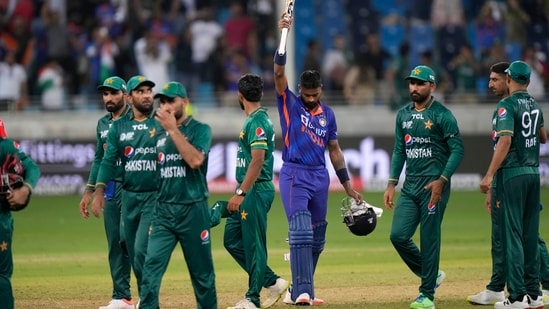 India vs Pakistan, Asia Cup 2022 Highlights: Hardik Pandya stars with bat  and ball as India beat Pakistan in thriller | Hindustan Times
