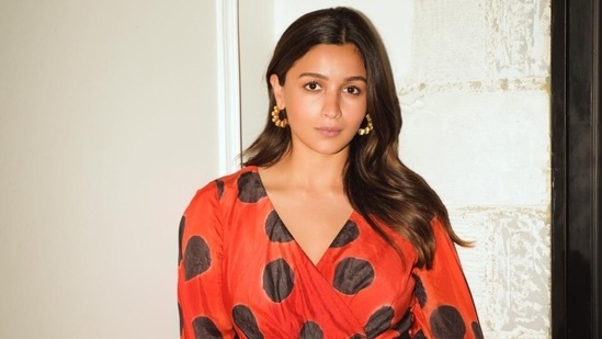 Alia bhatt shop polka dot dress