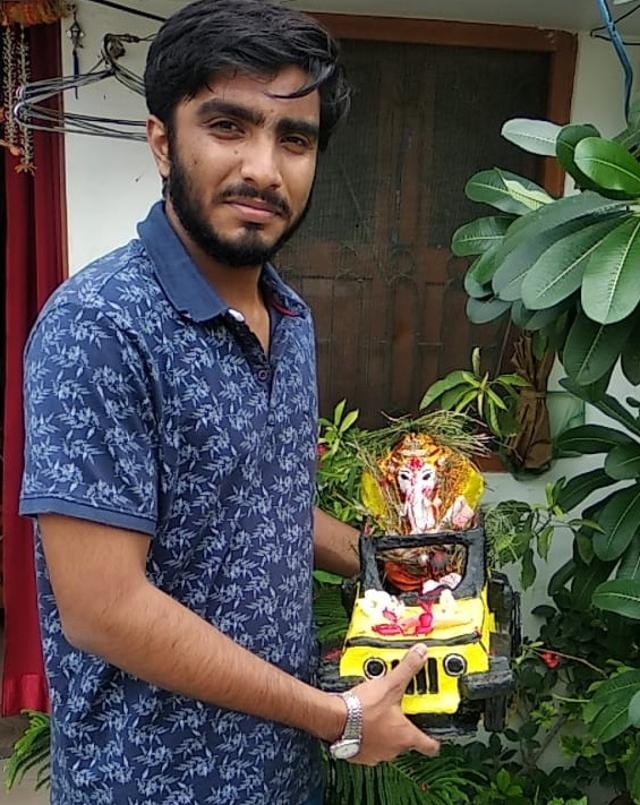 Bachelor of Design student Vibhakar Saxena with his eco-friendly Ganpati. Bachelor of Design student Vibhakar Saxena with his eco-friendly Ganpati.