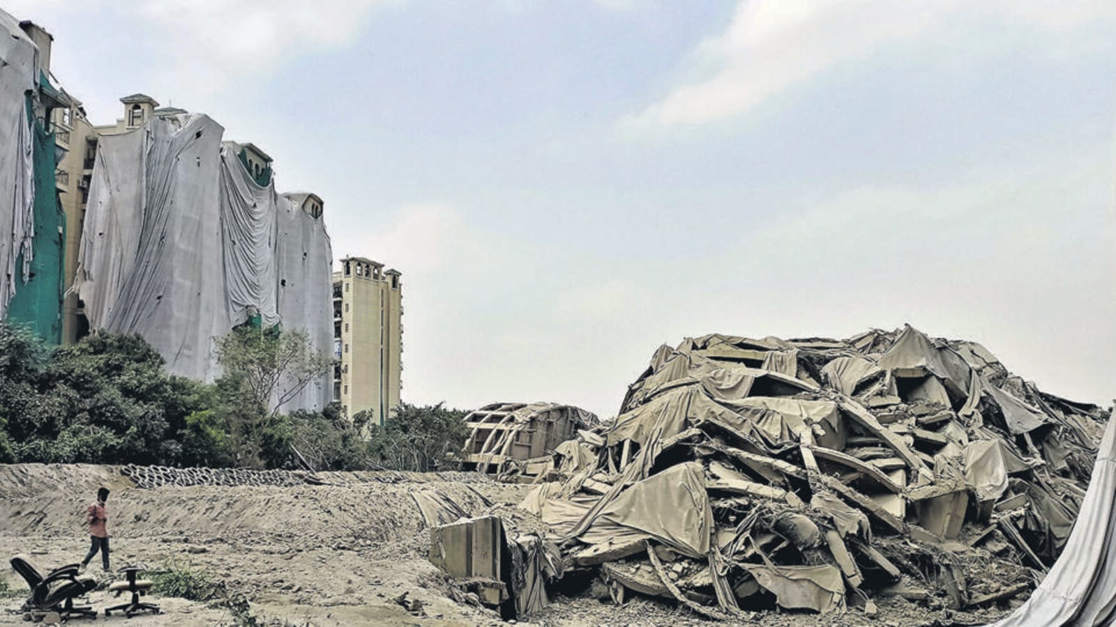 Supertech twin towers | Life limping back to normal in demolition-affected zone