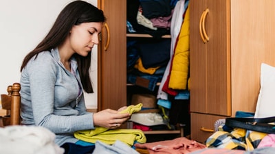 Why is it important to reorganize your closet ? Expert shares insight (Gettyimages) Why is it important to reorganize your closet ? Expert shares insight (Gettyimages)