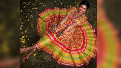 The gorgeous henna on Priyanka Chopra's hands is stunning. Priyanka Chopra's mehndi is an example of a more sophisticated, elaborate design that you might choose. It is a perfect Teej mehndi inspiration. (Instagram ) The gorgeous henna on Priyanka Chopra's hands is stunning. Priyanka Chopra's mehndi is an example of a more sophisticated, elaborate design that you might choose. It is a perfect Teej mehndi inspiration. (Instagram )