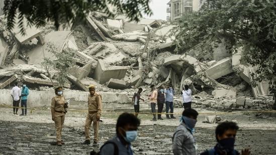 A view after the Noida twin towers' demolition.&nbsp;(Raj K Raj/HT)