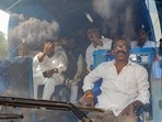 Jharkhand CM Hemant Soren with UPA MLAs leaves for Ranchi airport on way to Raipur.(PTI) Jharkhand CM Hemant Soren with UPA MLAs leaves for Ranchi airport on way to Raipur.(PTI)