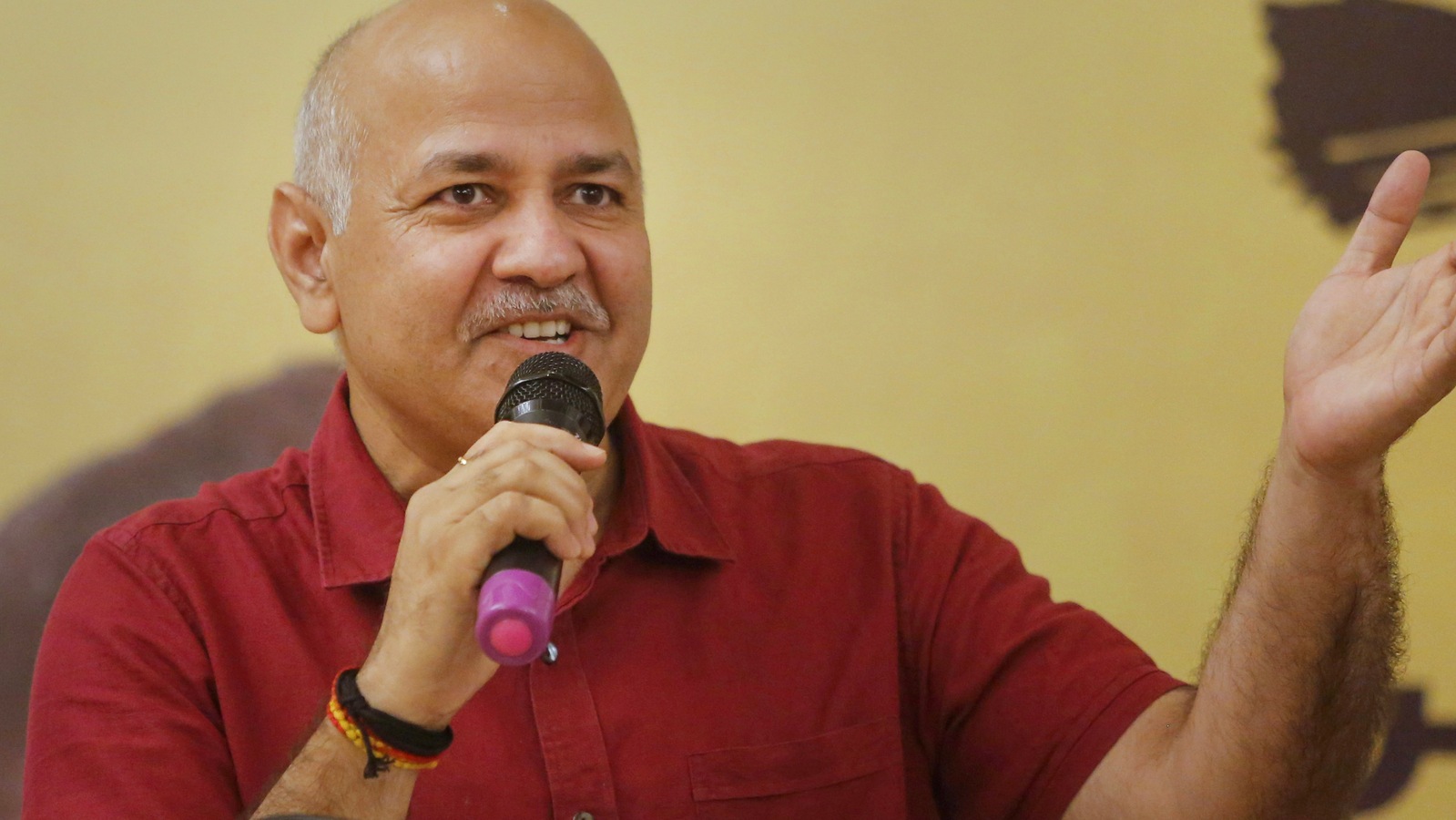 manish-sisodia-bank-locker-search-by-cbi-amid-row-over-excise-policy