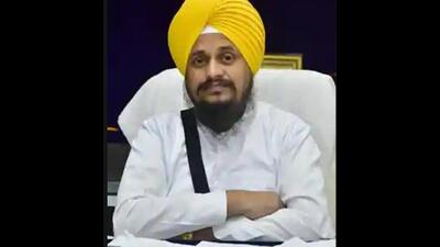Akal Takht acting jathedar Giani Harpreet Singh wants the case against nihangs withdrawn, saying they were only opposing forced conversions at the Christian event. (HT file phoo) Akal Takht acting jathedar Giani Harpreet Singh wants the case against nihangs withdrawn, saying they were only opposing forced conversions at the Christian event. (HT file phoo)