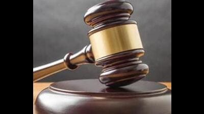 It may be recalled that on Monday, Punjab and Haryana high court had till further orders, stayed all mining activities legal or illegal in and across Ravi river adjacent to international border with Pakistan. (HT File)