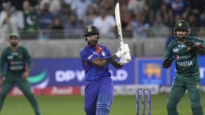 Hardik Pandya hit the match-winning six and smacked an unbeaten knock of 33 runs off 17 balls. (AP) Hardik Pandya hit the match-winning six and smacked an unbeaten knock of 33 runs off 17 balls. (AP)