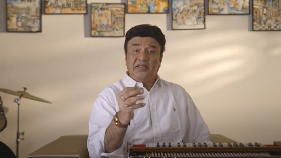 Anu Malik praising the Game of Thrones spinoff House of the Dragon with some shayari.