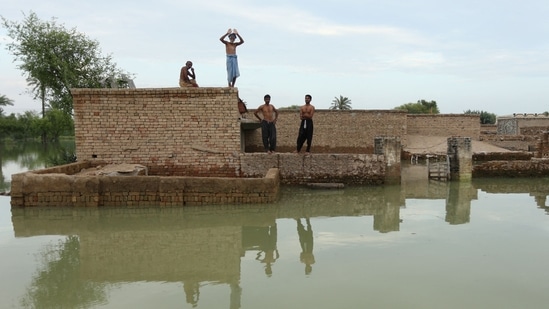 The situation in Pakistan remains dynamic, and many more districts have been affected; the number of calamity-declared districts is expected to rise as rains continue to fall.(AFP)