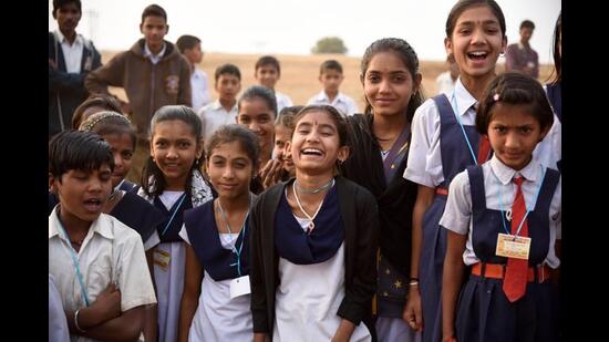Schoolgirls in Amravati, Maharashtra. In India, nearly 40 per cent of girls from ages 15 to 18 are out of school. (Shutterstock)
