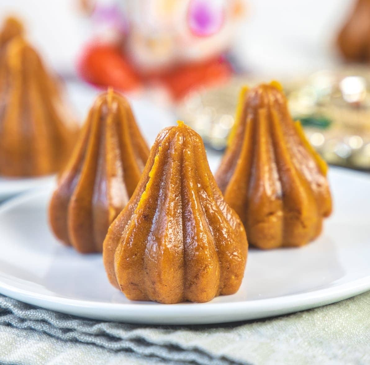 Mango modak