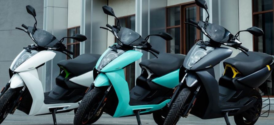 Ather Energy currently has 49 retail outlets in 38 cities, including Delhi, Chennai, Bengaluru, Kochi, Jaipur and Mumbai, in the country. (Twitter/@atherenergy)