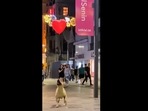 A screengrab of the video that shows a dog playing with a balloon in Turkey's pedestrian zone.&nbsp;(Twitter/@rivierepx)