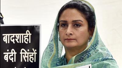 Shiromani Akali Dal (SAD) lawmaker Harsimrat Kaur Badal will move into a new accommodation at Lodhi Estate in New Delhi after the Centre asked her to vacate her Safdarjung Road bungalow, which has been with the Badal family for nearly 25 years, people familiar with the development said. (HT File)