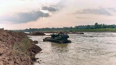 Indian Army spearheaded by the Engineers of Pannirende Brigade from Rising Star Corps successfully avoided a major disaster by diverting Chakki river waters by creating an alternative channel for it to flow. (Army Twitter/File) Indian Army spearheaded by the Engineers of Pannirende Brigade from Rising Star Corps successfully avoided a major disaster by diverting Chakki river waters by creating an alternative channel for it to flow. (Army Twitter/File)