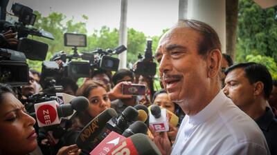 Congress exodus continues as former J&K chief Peerzada Sayeed resigned from the party in a show of support for the Ghulam Nabi Azad. (HT File) Congress exodus continues as former J&K chief Peerzada Sayeed resigned from the party in a show of support for the Ghulam Nabi Azad. (HT File)