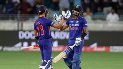 The pair put up 98 runs off 42 balls for the third wicket.&nbsp; (REUTERS)