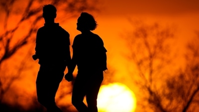 U.S. life expectancy dropped for two consecutive years in 2020 and 2021, marking the first such trend since the early 1920s, according to a new government report. (AP) U.S. life expectancy dropped for two consecutive years in 2020 and 2021, marking the first such trend since the early 1920s, according to a new government report. (AP)