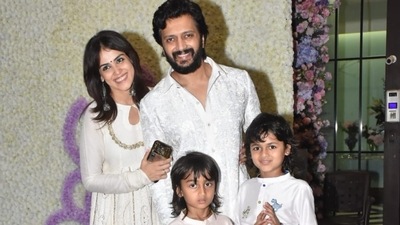 Riteish Deshmukh and Genelia D'Souza pictured with their sons Riaan and Rahyl Deshmukh at Arpita-Aayush's Ganpati celebrations. Riteish Deshmukh and Genelia D'Souza pictured with their sons Riaan and Rahyl Deshmukh at Arpita-Aayush's Ganpati celebrations.