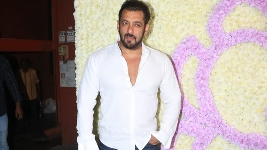 Salman Khan poses for the paparazzi at the Ganesh Chaturthi celebrations held at his sister Arpita Khan and brother-in-law Aayush Sharma's home. 