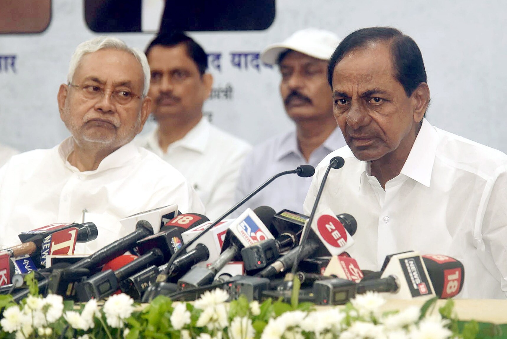 Telangana chief minister K Chandrashekhar Rao addresses a press conference at the secretariat, in Patna on Wednesday. Bihar CM Nitish Kumar also present. (ANI Photo) (Pappi Sharma) Telangana chief minister K Chandrashekhar Rao addresses a press conference at the secretariat, in Patna on Wednesday. Bihar CM Nitish Kumar also present. (ANI Photo) (Pappi Sharma)