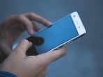 Xiaomi 2GB internal memory mobile phones