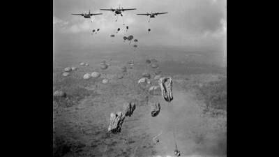 Vietnam War. In March 1963, 840 South Vietnamese paratroopers jump from US Air Force C-123 planes in a strike against Viet Cong in the Tay Ninh Province of South Vietnam. (Shutterstock)