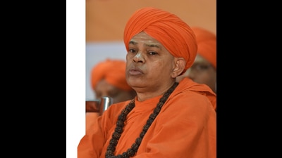Bengaluru, India - April 7, 2018: Dr. Sri Shivamurthy Murugha Sharanaru of Chitradurga during a press conference by the Forum of Lingayat Mathadhipathies at Basava Samithi in Bengaluru, India, on Saturday, April 7, 2018. (Photo by Arijit Sen/Hindustan Times) (Arijit Sen/HT Photo)