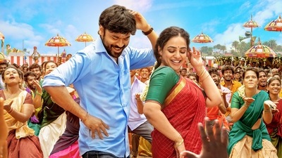 Thiruchitrambalam: Dhanush plays Thiru in the film that also stars Nithya Menen as Shobana. Thiruchitrambalam: Dhanush plays Thiru in the film that also stars Nithya Menen as Shobana.