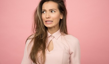 Wonder why your hair is so frizzy? Here's how to say ‘goodbye’ to frizzy hair (Moose Photos) Wonder why your hair is so frizzy? Here's how to say ‘goodbye’ to frizzy hair (Moose Photos)