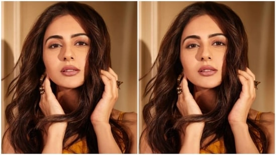Styled by hairstylist Aliya Shaikh, Rakul Preet wore her tresses open in messy curls with a middle part as she posed for the pictures.(Instagram/@rakulpreet)