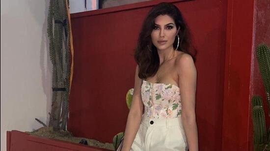 Sacred Games’ Elnaaz Norouzi is ‘very single’ and not shy to talk about her private life