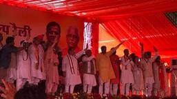 BJP president Jai Prakash Nadda, Haryana chief minister Manohar Lal Khattar and state unit chief OP Dhankar along with party leaders at the rally in Kaithal on Friday.  (HT Photo)