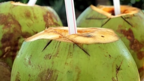 Coconut water (Pinterest) Coconut water (Pinterest)