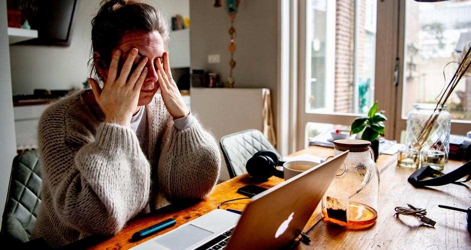 Many people feel that paying deep attention is getting harder for them (Robin Utrecht/picture alliance) Many people feel that paying deep attention is getting harder for them (Robin Utrecht/picture alliance)