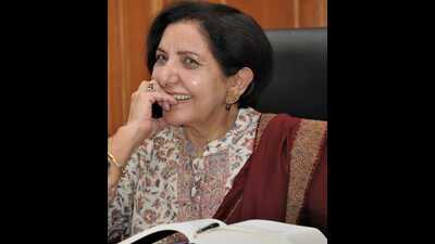 Best of Amrita: The Ninth Flower, an anthology of Amrita Pritam across genres, transcreated in English by Jyoti Sabharwal. (HT Photos) Best of Amrita: The Ninth Flower, an anthology of Amrita Pritam across genres, transcreated in English by Jyoti Sabharwal. (HT Photos)