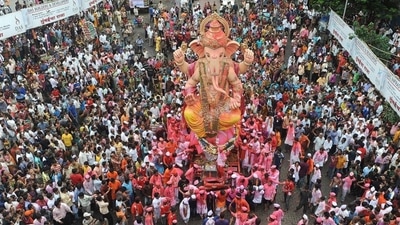 The sculptor behind this masterpiece is Ratnakar Kambli Jr. The Kambli family has been making the idol of Lord Ganesh for almost 87 years now. (ANI) The sculptor behind this masterpiece is Ratnakar Kambli Jr. The Kambli family has been making the idol of Lord Ganesh for almost 87 years now. (ANI)