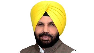 Punjab power minister Harbhajan Singh ETO said that this is the first time that the government is fulfilling its election promises in the initial year itself, otherwise governments have been fulfilling election promises only in the last year of their tenure. (Facebook)