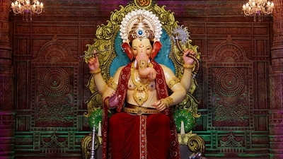 When the idol was made in 1935, it was only 5 feet. Over the years, the size kept increasing and today it is 14 feet. (ANI) When the idol was made in 1935, it was only 5 feet. Over the years, the size kept increasing and today it is 14 feet. (ANI)