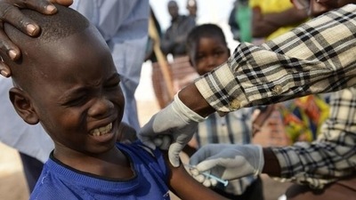 The government has launched a mass vaccination campaign to contain a deadly measles outbreak but faces stiff resistance. (AFP/Getty Images/M Medina) The government has launched a mass vaccination campaign to contain a deadly measles outbreak but faces stiff resistance. (AFP/Getty Images/M Medina)