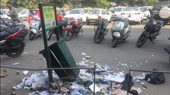 Indians who wish to understand the concept of civic sense should go to army cantonments where discipline is the catalyst to achieving this virtue. (HT File) Indians who wish to understand the concept of civic sense should go to army cantonments where discipline is the catalyst to achieving this virtue. (HT File)