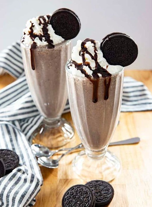 Oreo milkshake Oreo milkshake