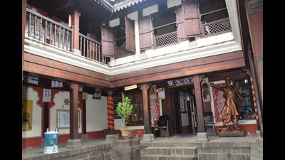 Chapekar Wada is the residence of Damodar, Balkrishna and Vasudev Chapekar in Chinchwad.) (HT PHOTO)
