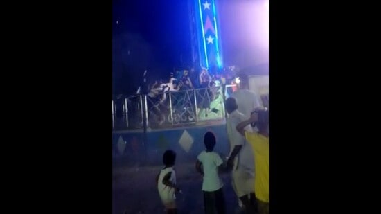 People tossed up in the air as the joyride hits the ground during an ongoing fete at Dussehra Ground in Phase-8, Mohali, on Sunday evening. (HT Photo) People tossed up in the air as the joyride hits the ground during an ongoing fete at Dussehra Ground in Phase-8, Mohali, on Sunday evening. (HT Photo)