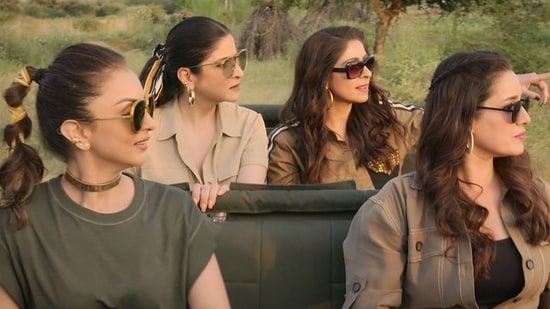 Seema Sajdeh, Maheep Kapoor, Bhavana Pandey and Neelam Kothari on Fabulous Lives of Bollywood Wives season 2.